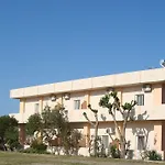 Athina 3*