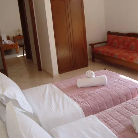 Athina Guest house 3*