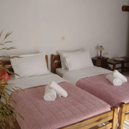 Athina 3* Rethymno (Crete)
