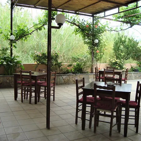 Guest house Athina