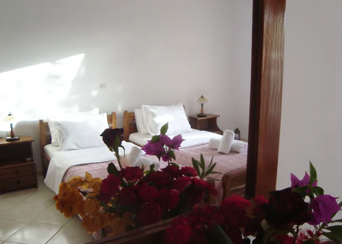 Athina 3* העיירה רתימנו