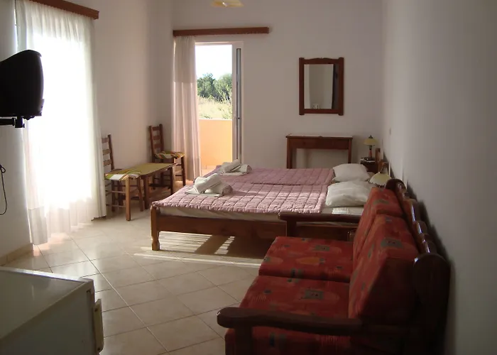 בית הארחה Athina העיירה רתימנו