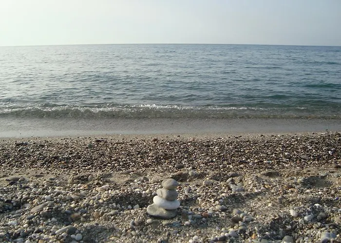 בית הארחה Athina 3*