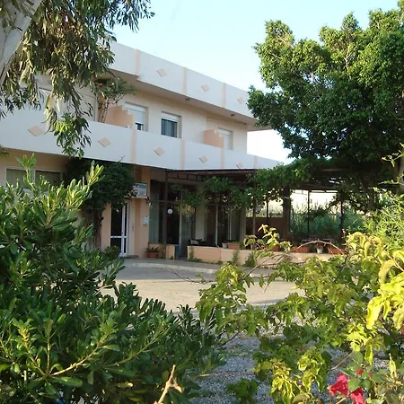 Πανσιόν Athina Ρέθυμνο