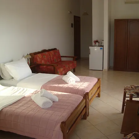 Πανσιόν Athina 2*